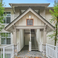 23420 SE Black Nugget Road, Issaquah, WA 98029
