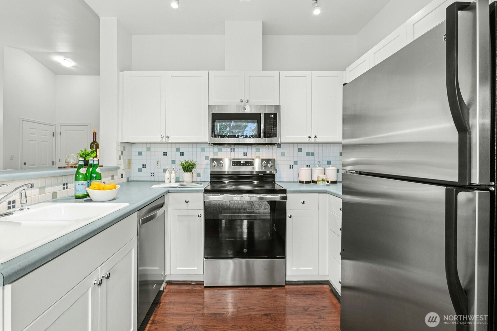 23420 SE Black Nugget Road, Issaquah, WA 98029