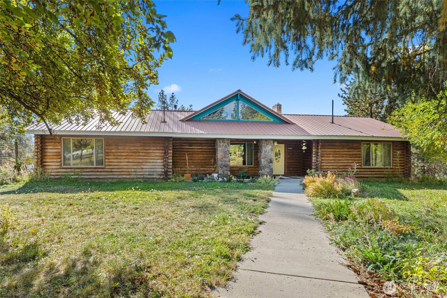 6271 N Miller Mountain Road, Fruitland, WA 99129