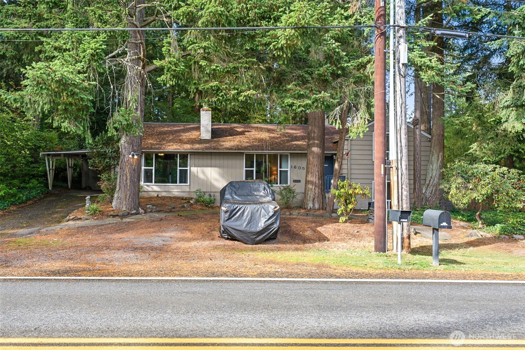16051 21st Avenue SW, Burien, WA 98166