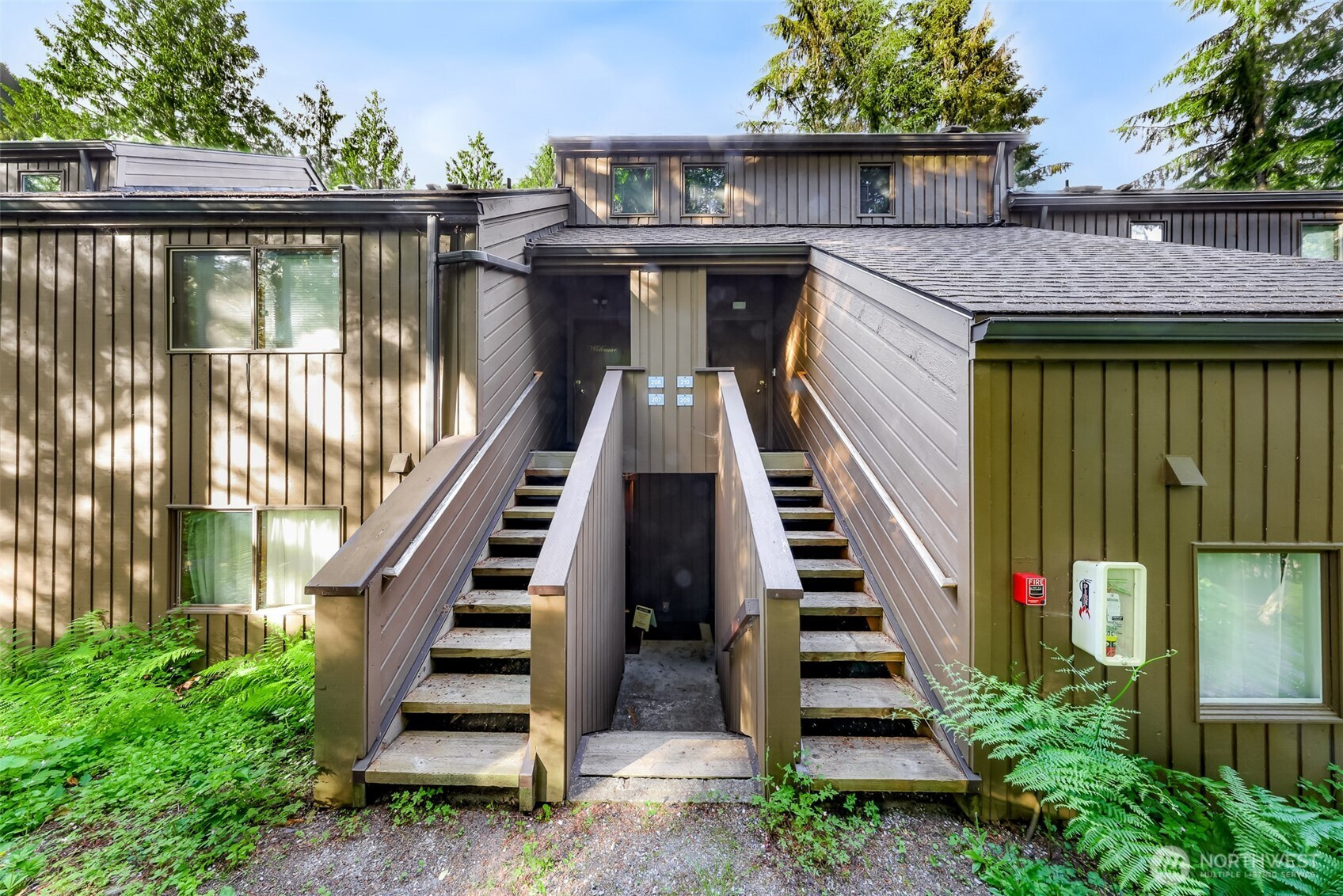 10500 Mt Baker Hwy, Deming, WA 98244