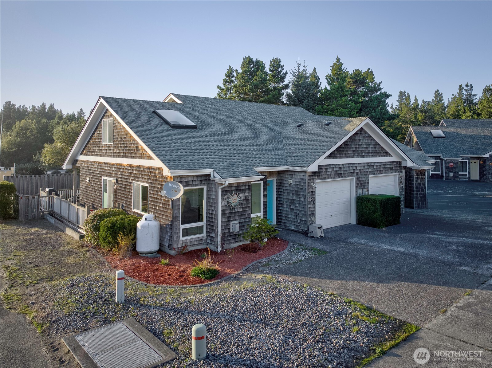 154 28th Street NW, Long Beach, WA 98631