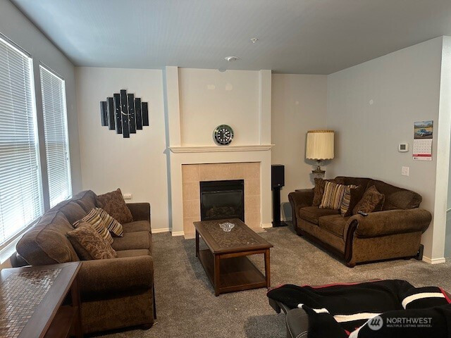 22715 43rd Avenue S, Kent, WA 98032