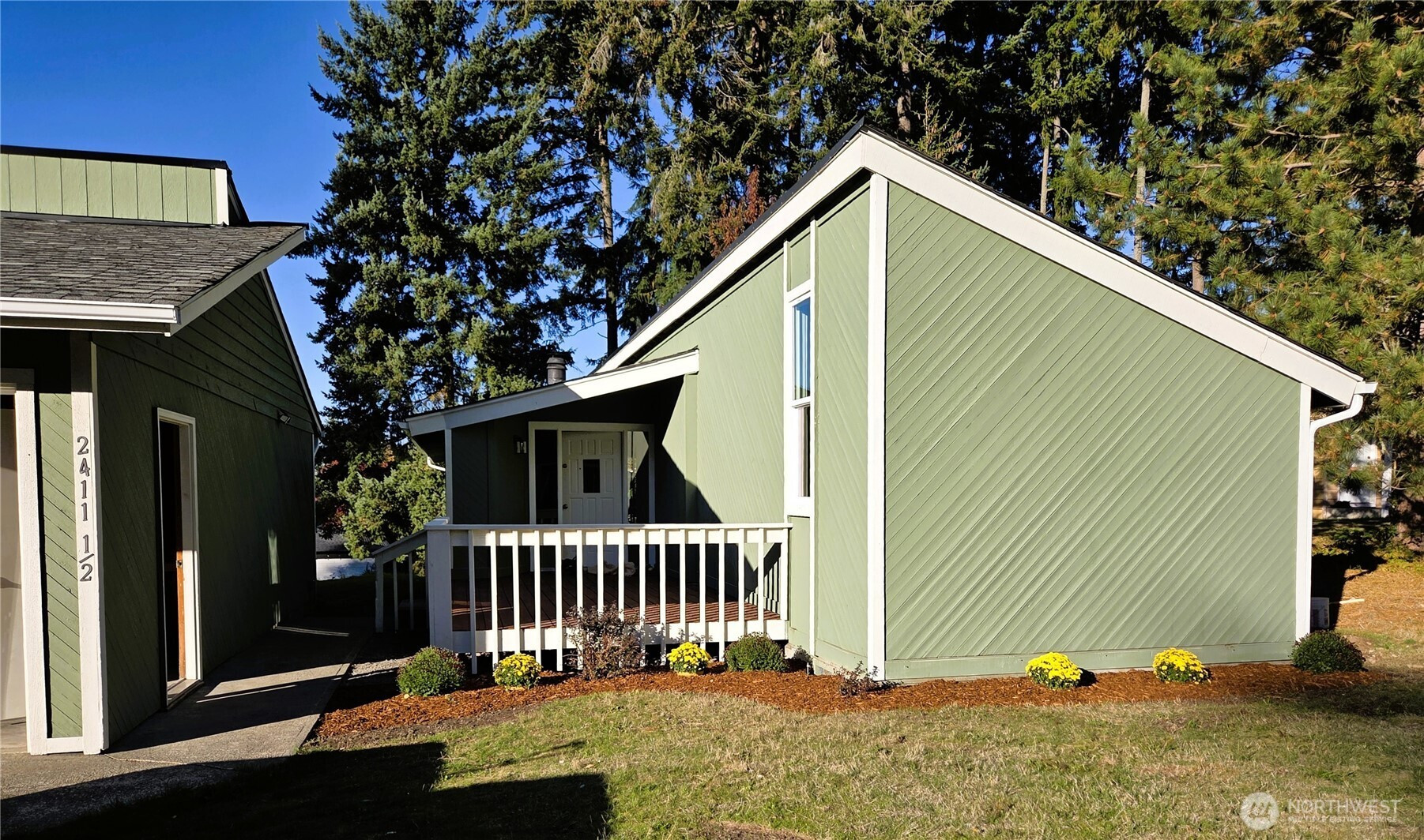 2411 1/2 B Street, Steilacoom, WA 98388