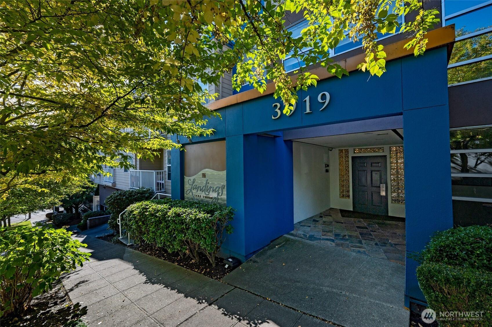 3919 Latona Avenue NE, Seattle, WA 98103