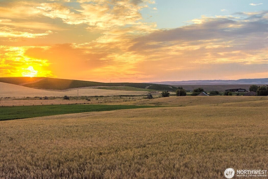 16 Bergevin Springs Place, Walla Walla, WA 99362