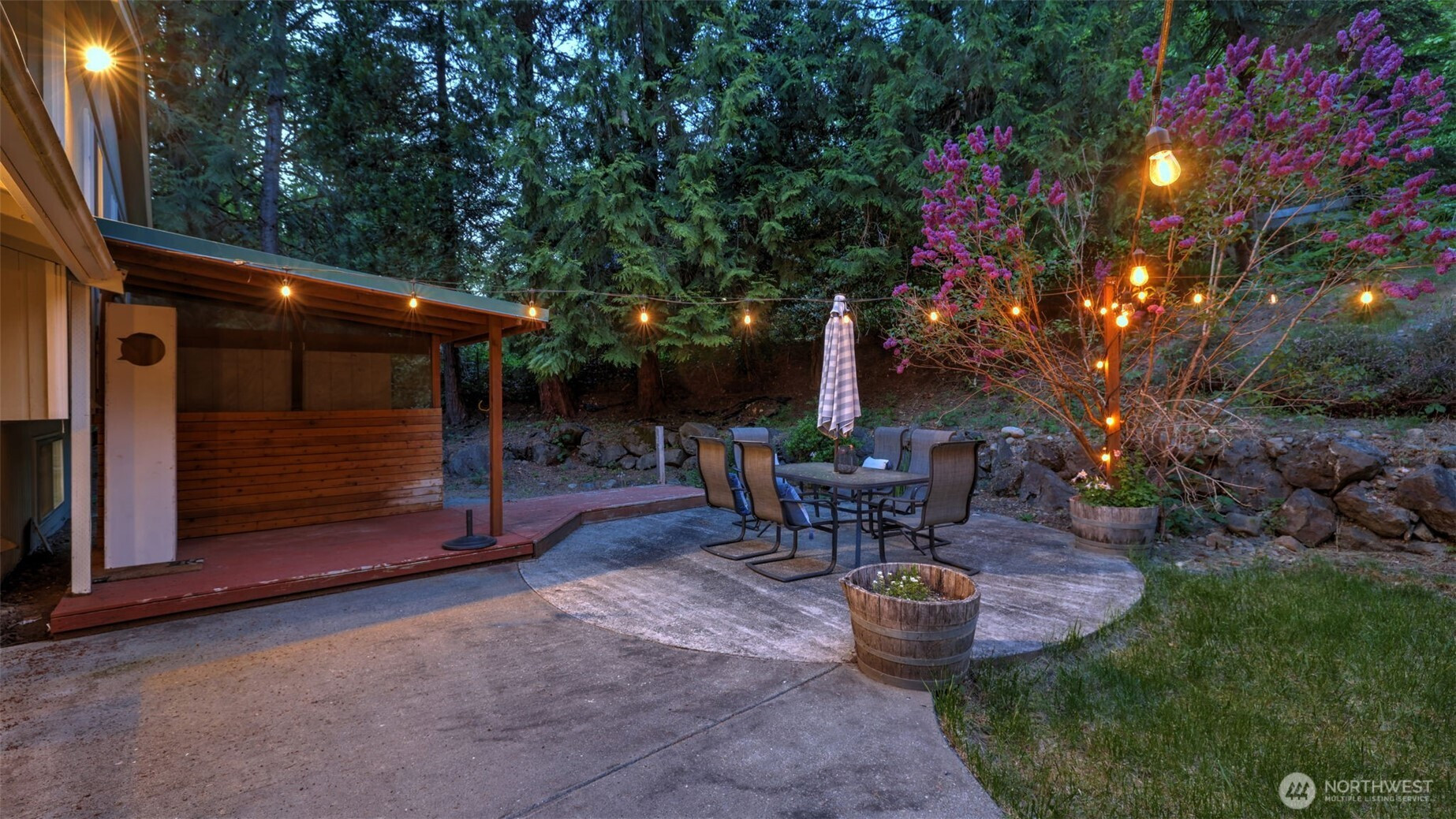 19134 SE May Valley Road, Issaquah, WA 98027