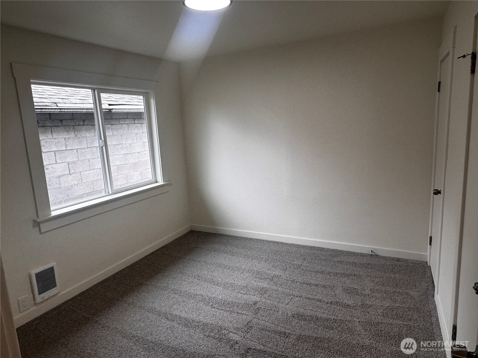 4107 S Sheridan Avenue, Tacoma, WA 98418