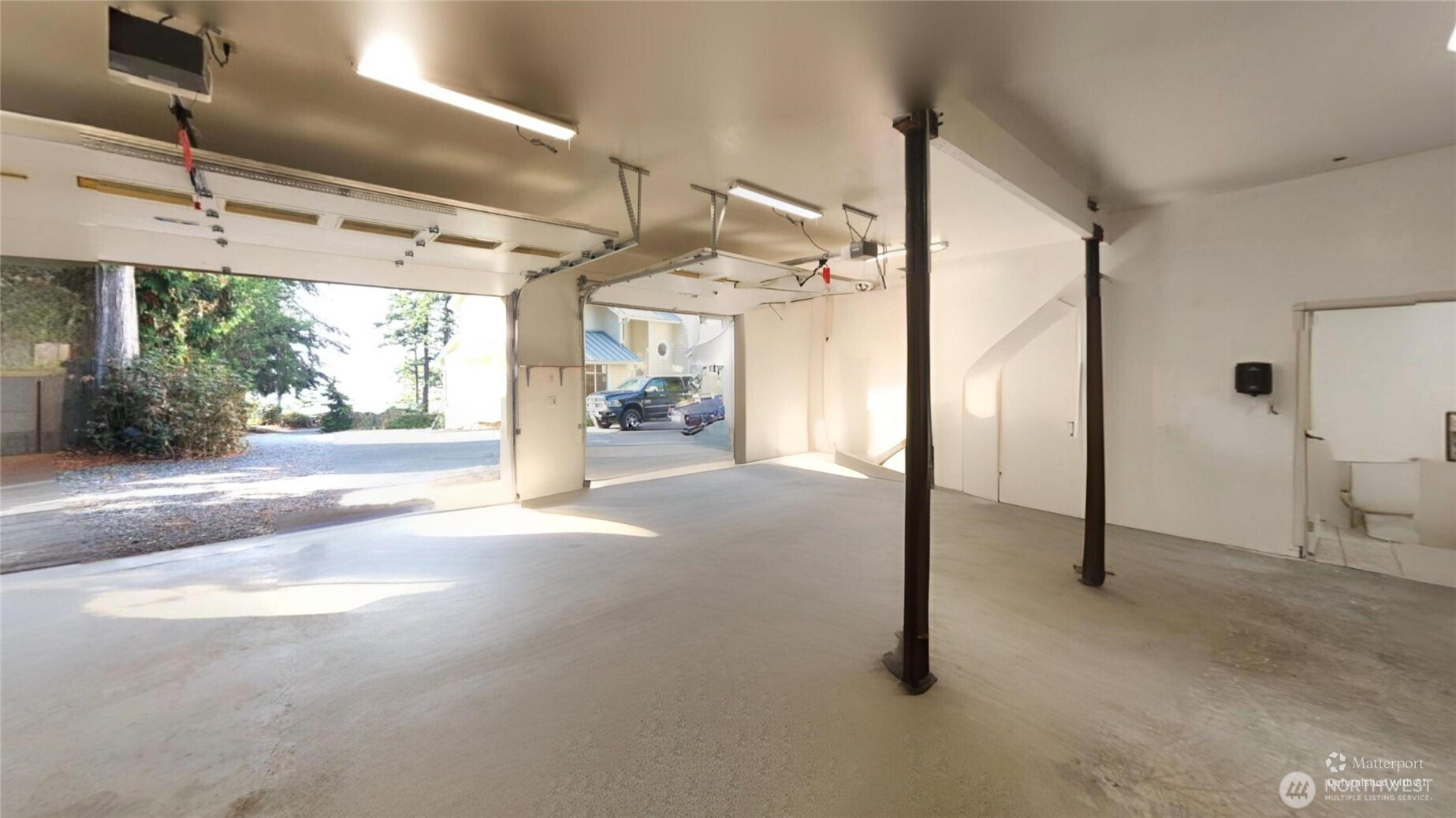 10405 Samish Island Road, Bow, WA 98232