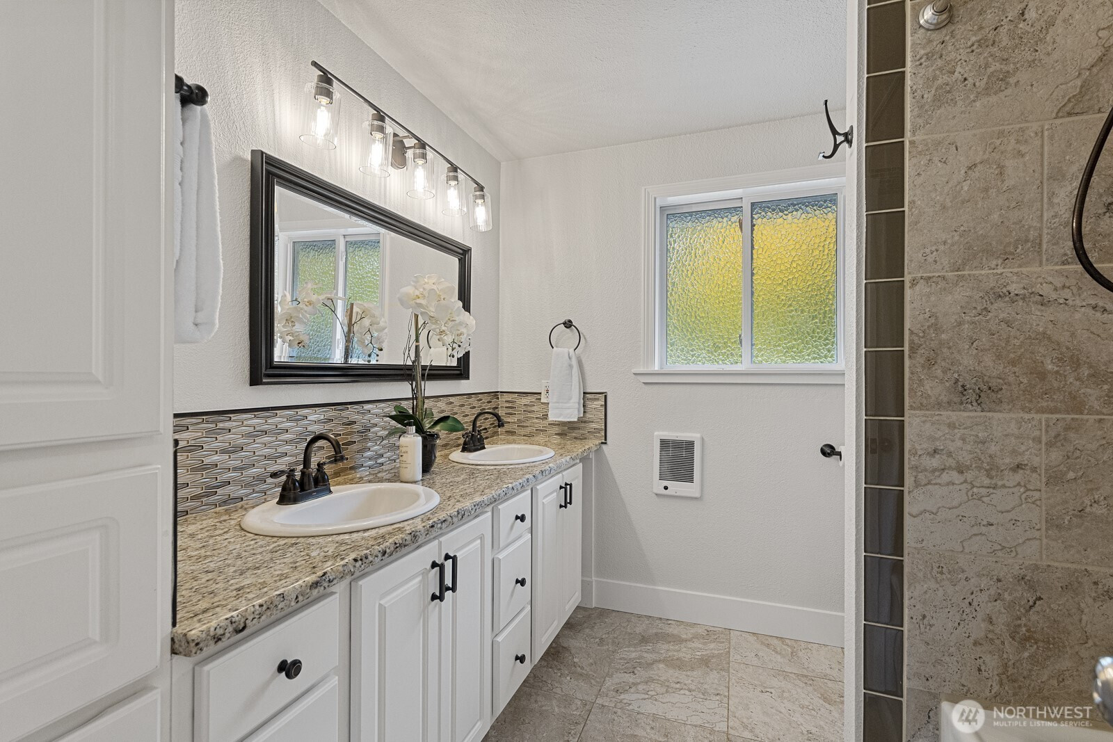 35218 SE Fish Hatchery Road, Fall City, WA 98024