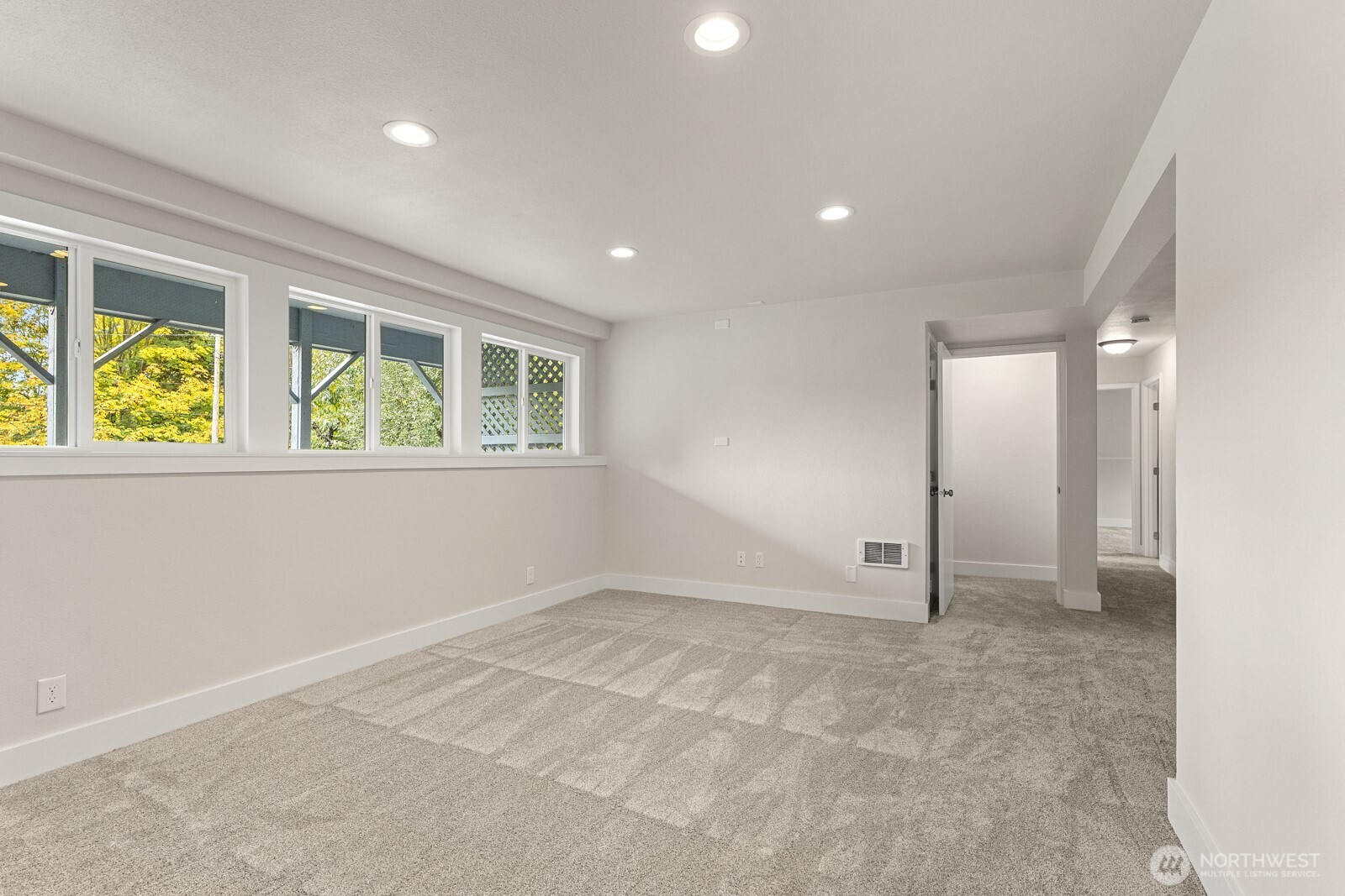 35218 SE Fish Hatchery Road, Fall City, WA 98024