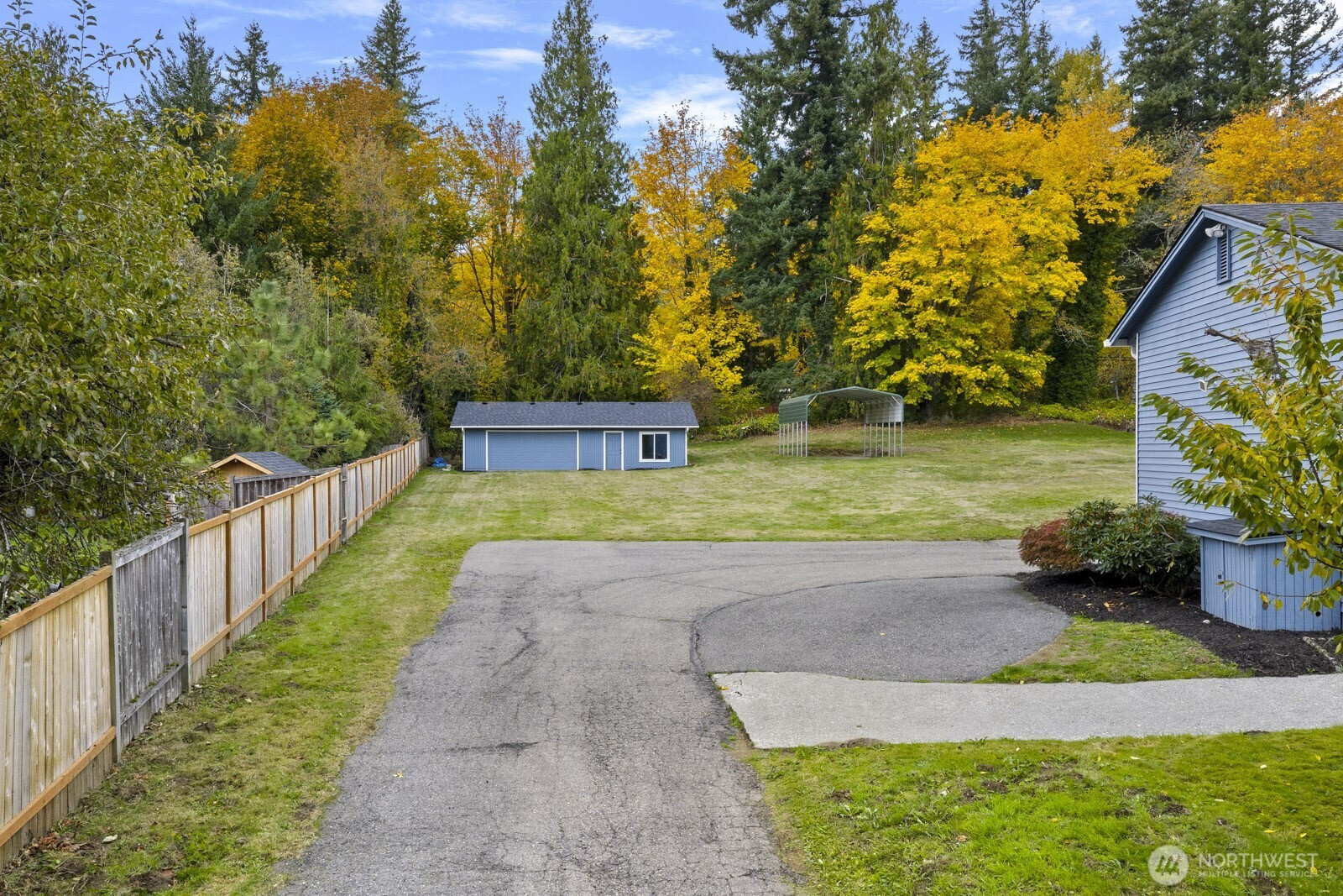 35218 SE Fish Hatchery Road, Fall City, WA 98024