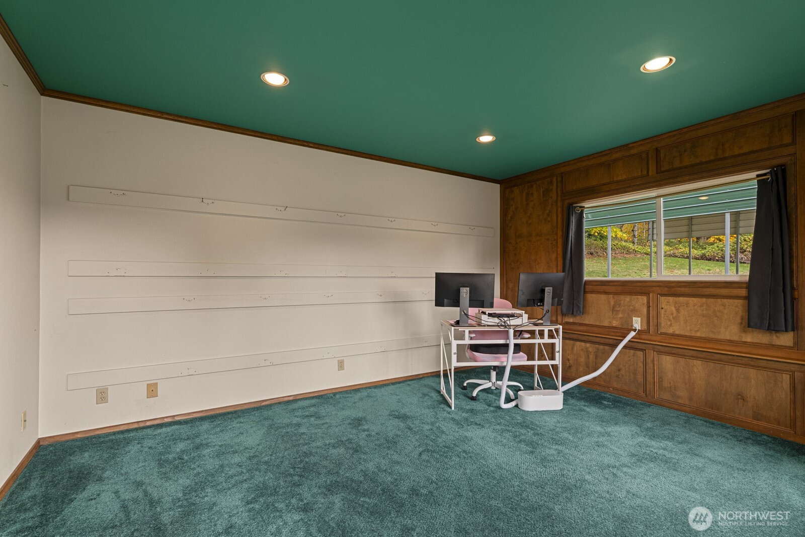 35218 SE Fish Hatchery Road, Fall City, WA 98024