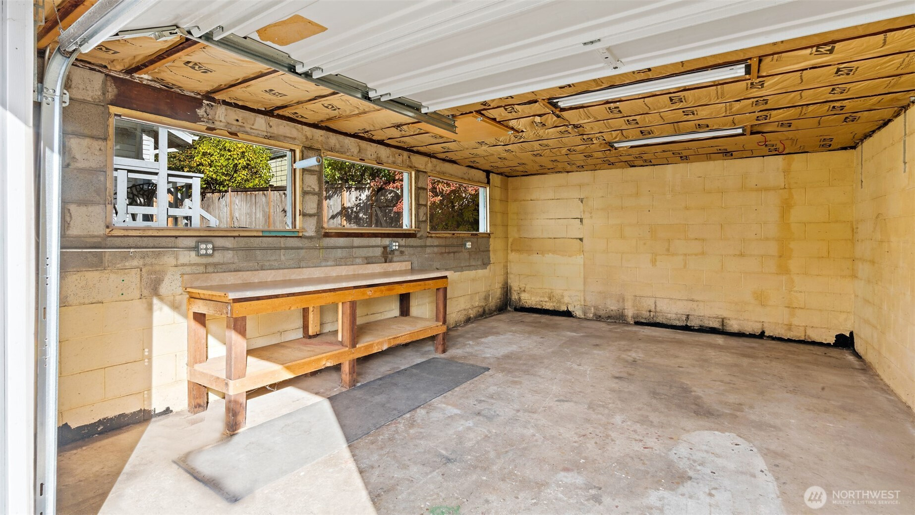 2123 E 14th Street, Bremerton, WA 98310