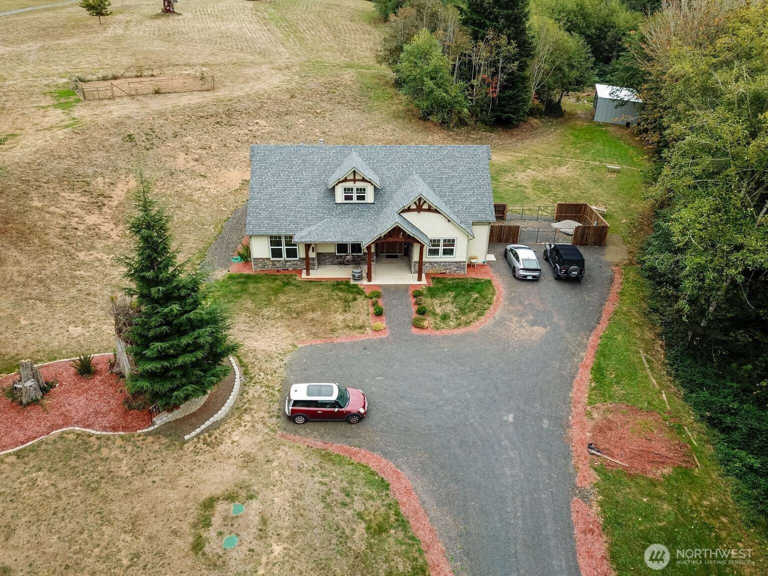 30 Forest Heights, Cathlamet, WA 98612