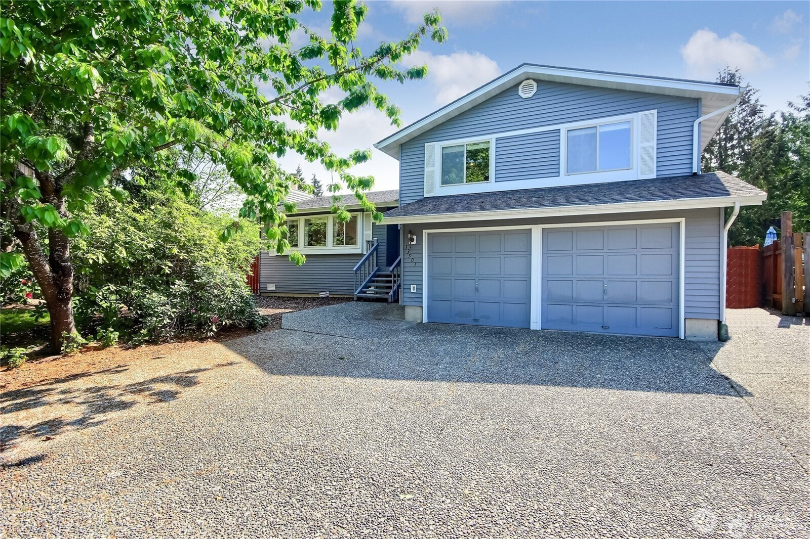 33901 28th Place SW, Federal Way, WA 98023