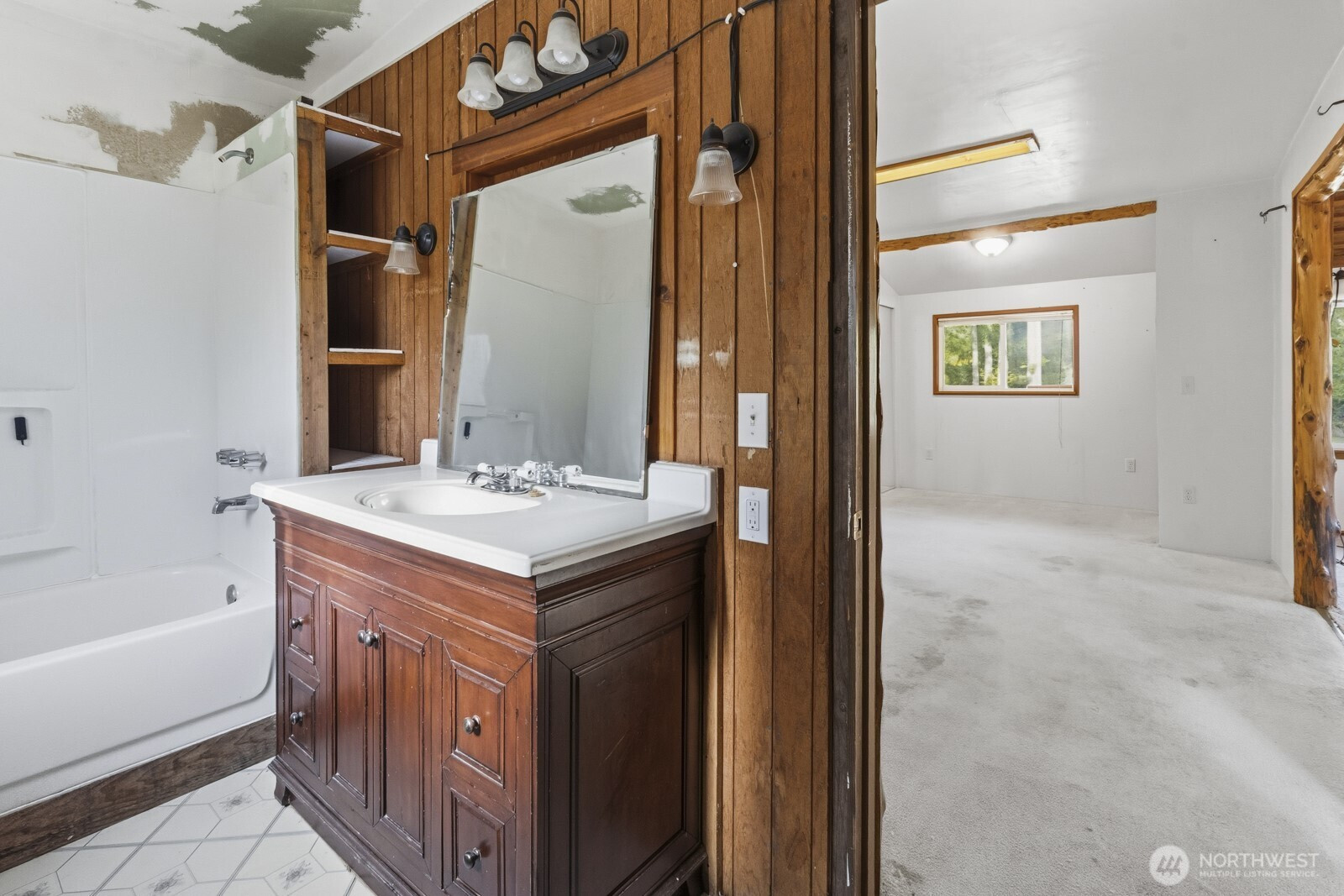 17328 Mulqueen Road SE, Rainier, WA 98576