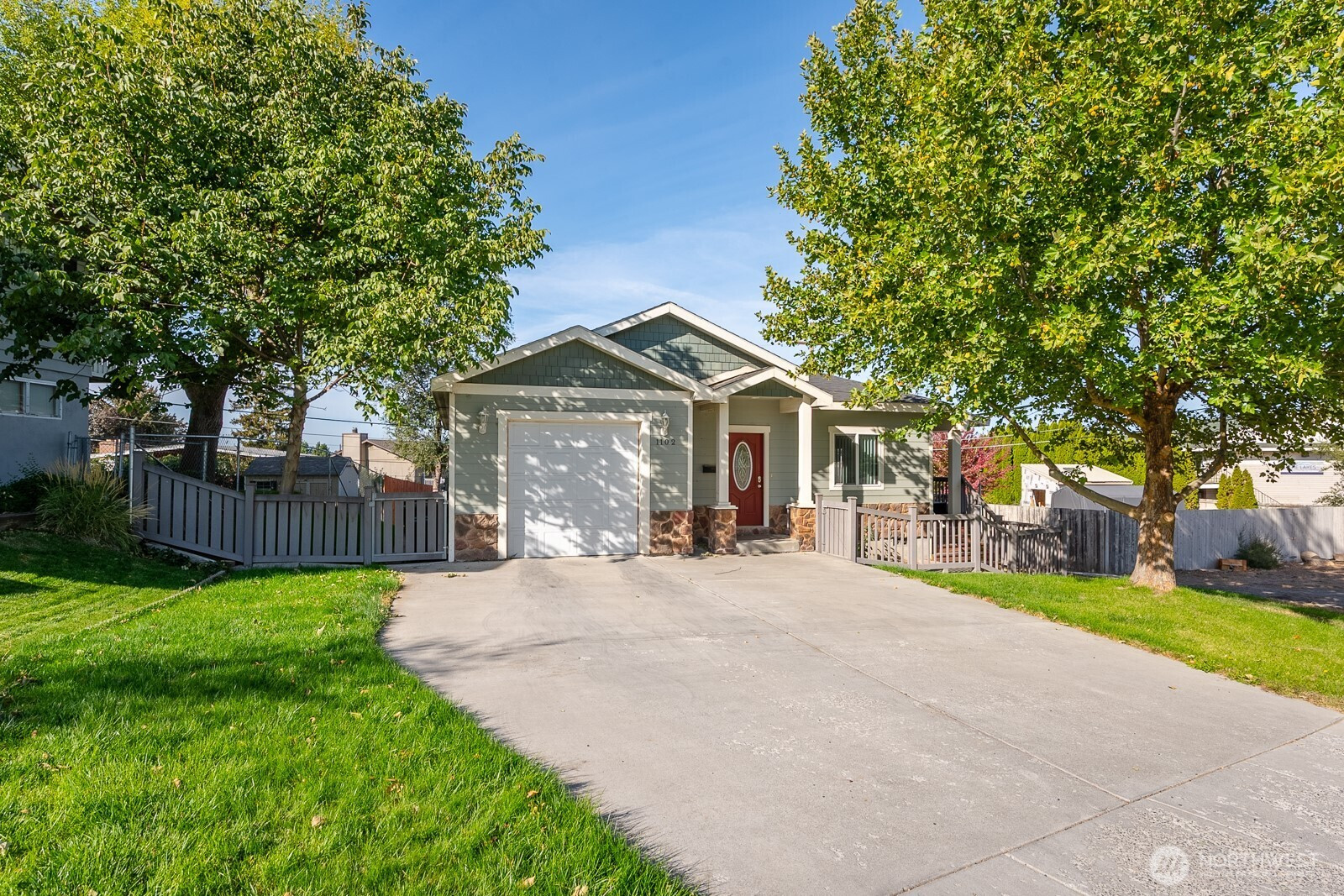 1102 S Ashley Way, Moses Lake, WA 98837