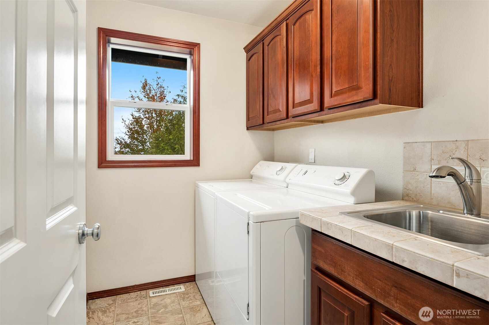 26602 NE Anderson Street, Duvall, WA 98019