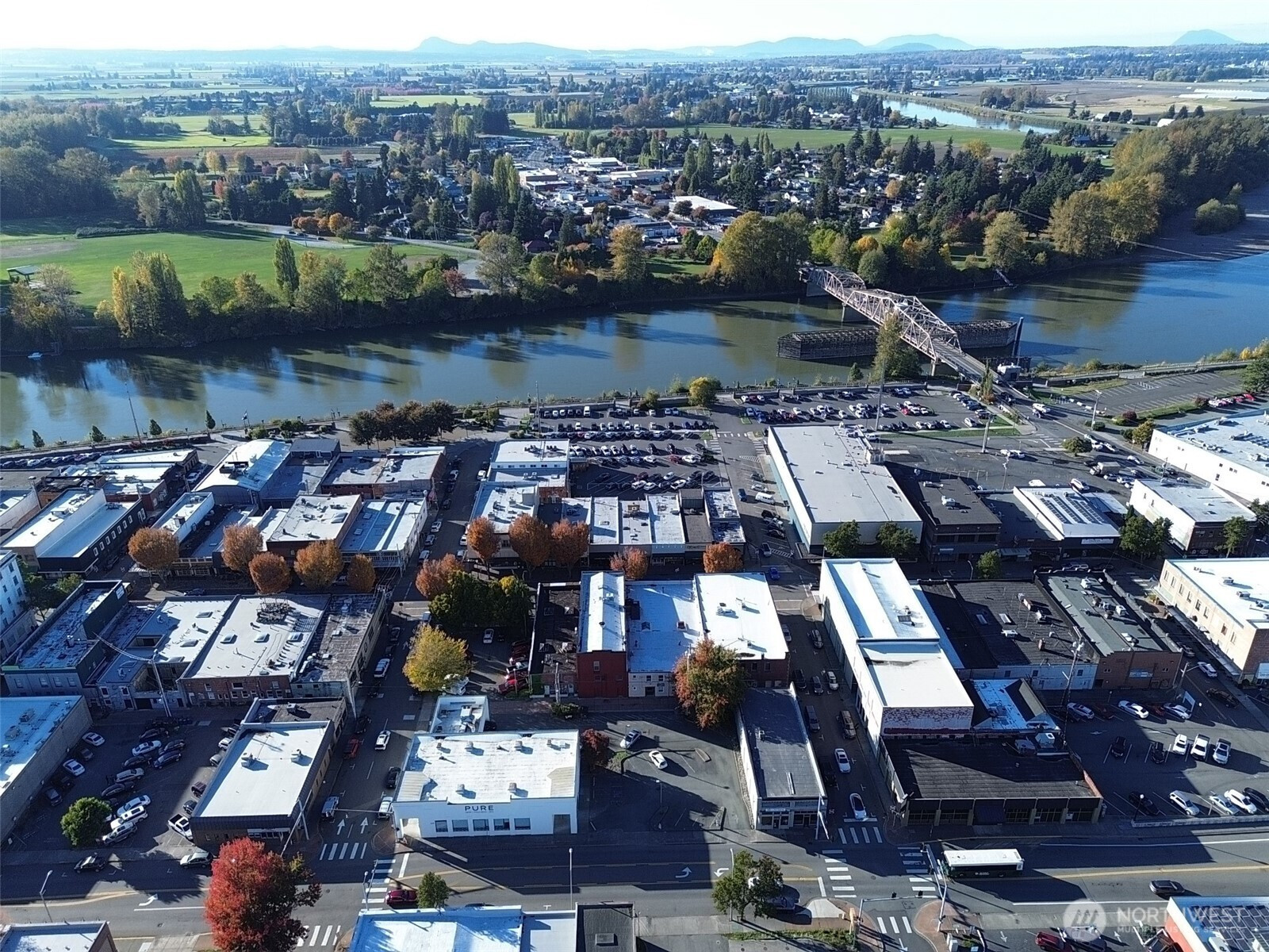 404 S 3rd, Mount Vernon, WA 98273