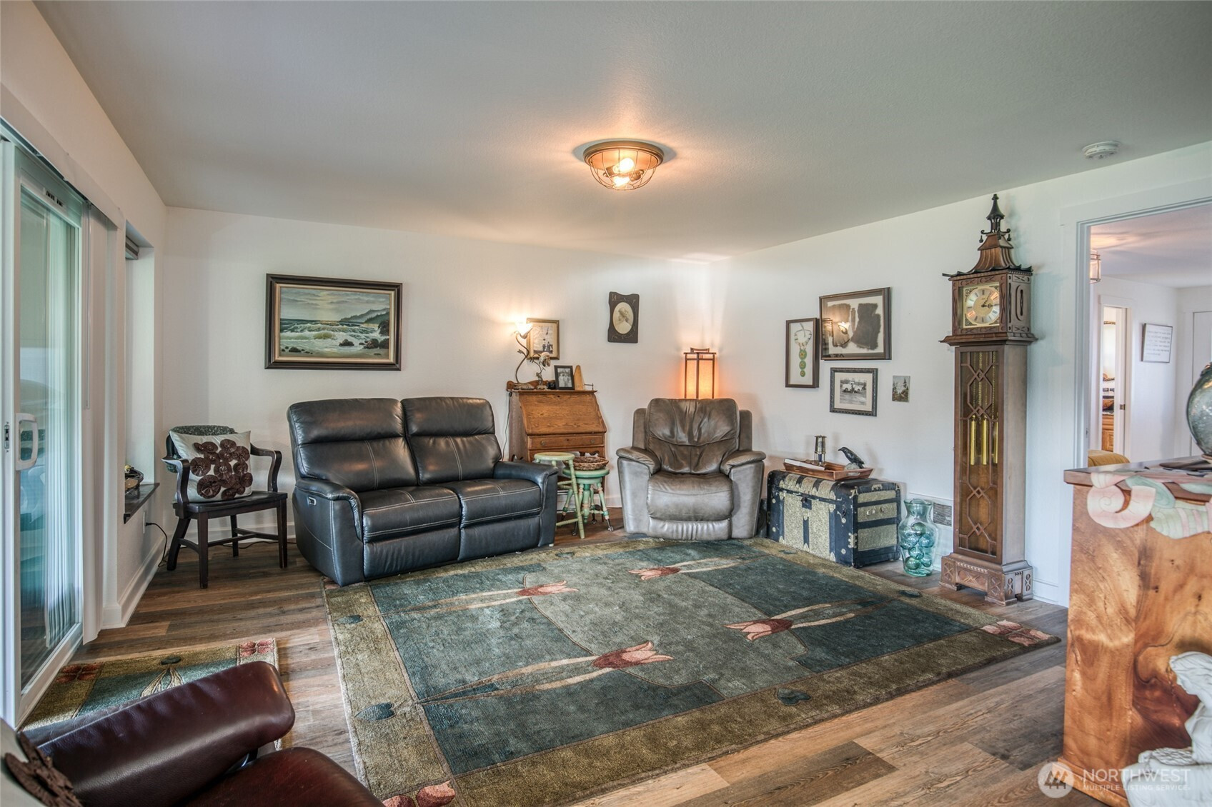 292 NE Pearsall Street, Ocean Shores, WA 98569