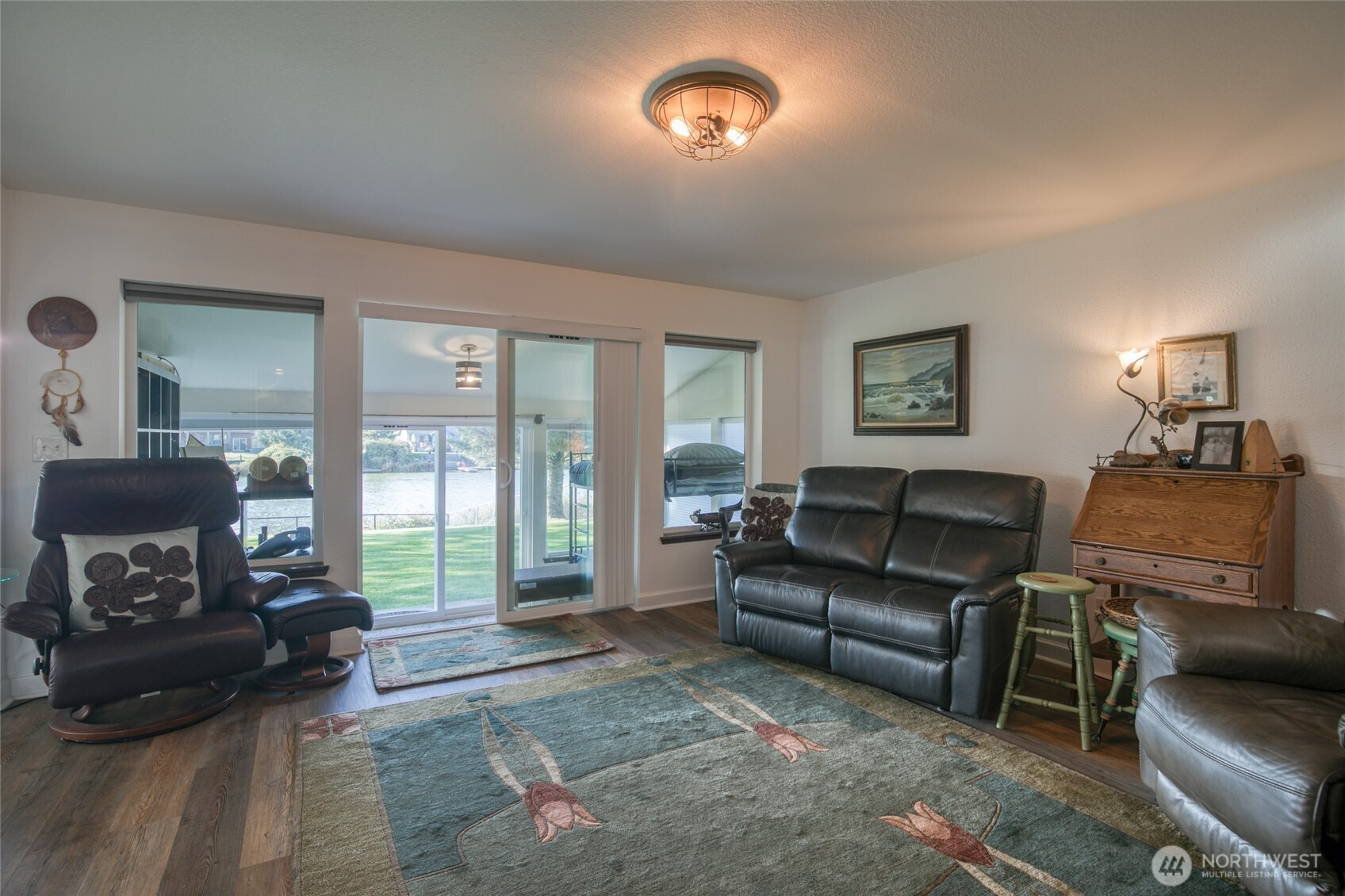 292 NE Pearsall Street, Ocean Shores, WA 98569
