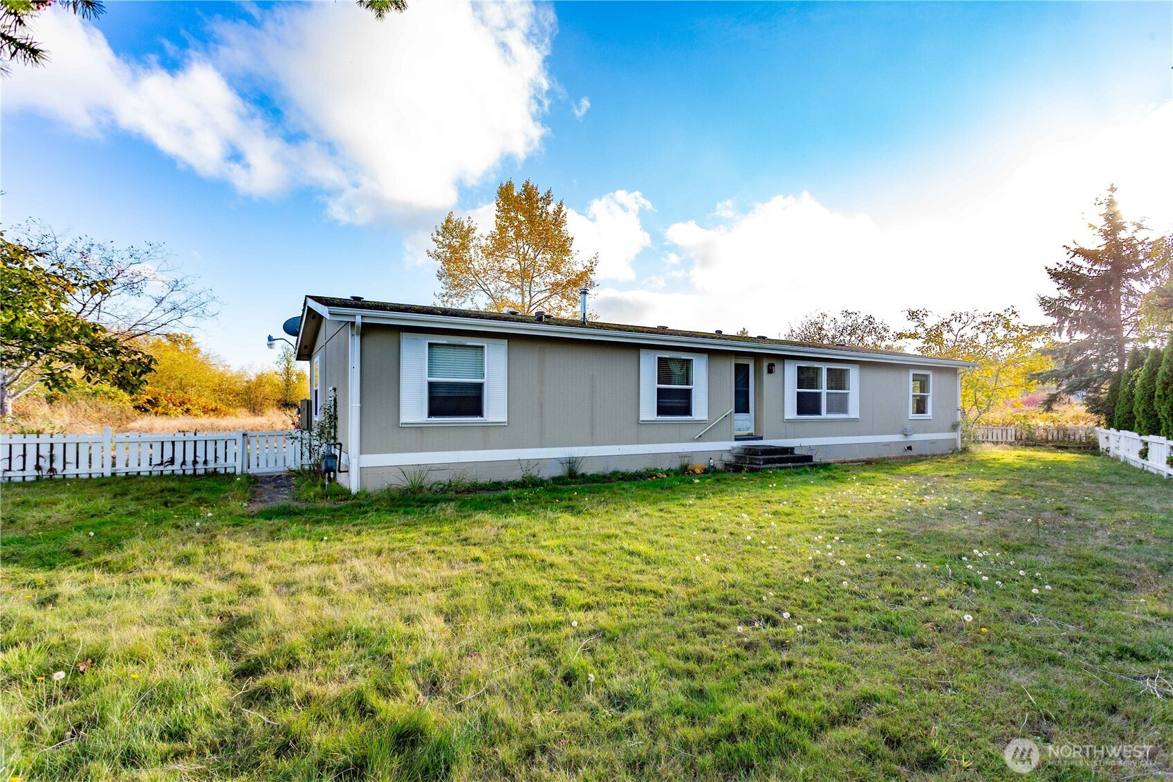 4591 Sunburst Drive, Birch Bay, WA 98230