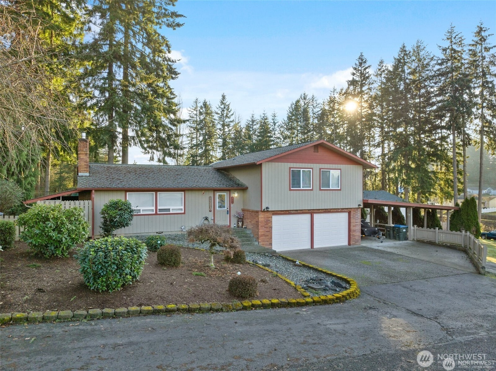203 E Parkwood Court, Chehalis, WA 98532