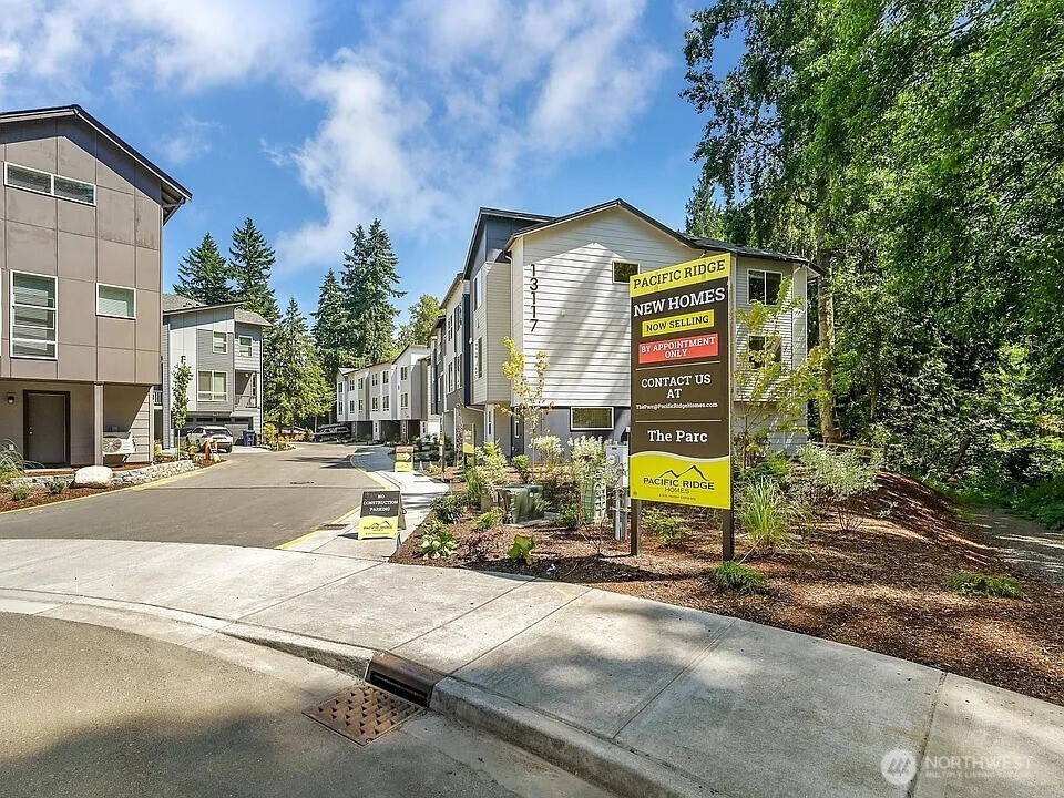 13117 3rd Avenue SE, Everett, WA 98208