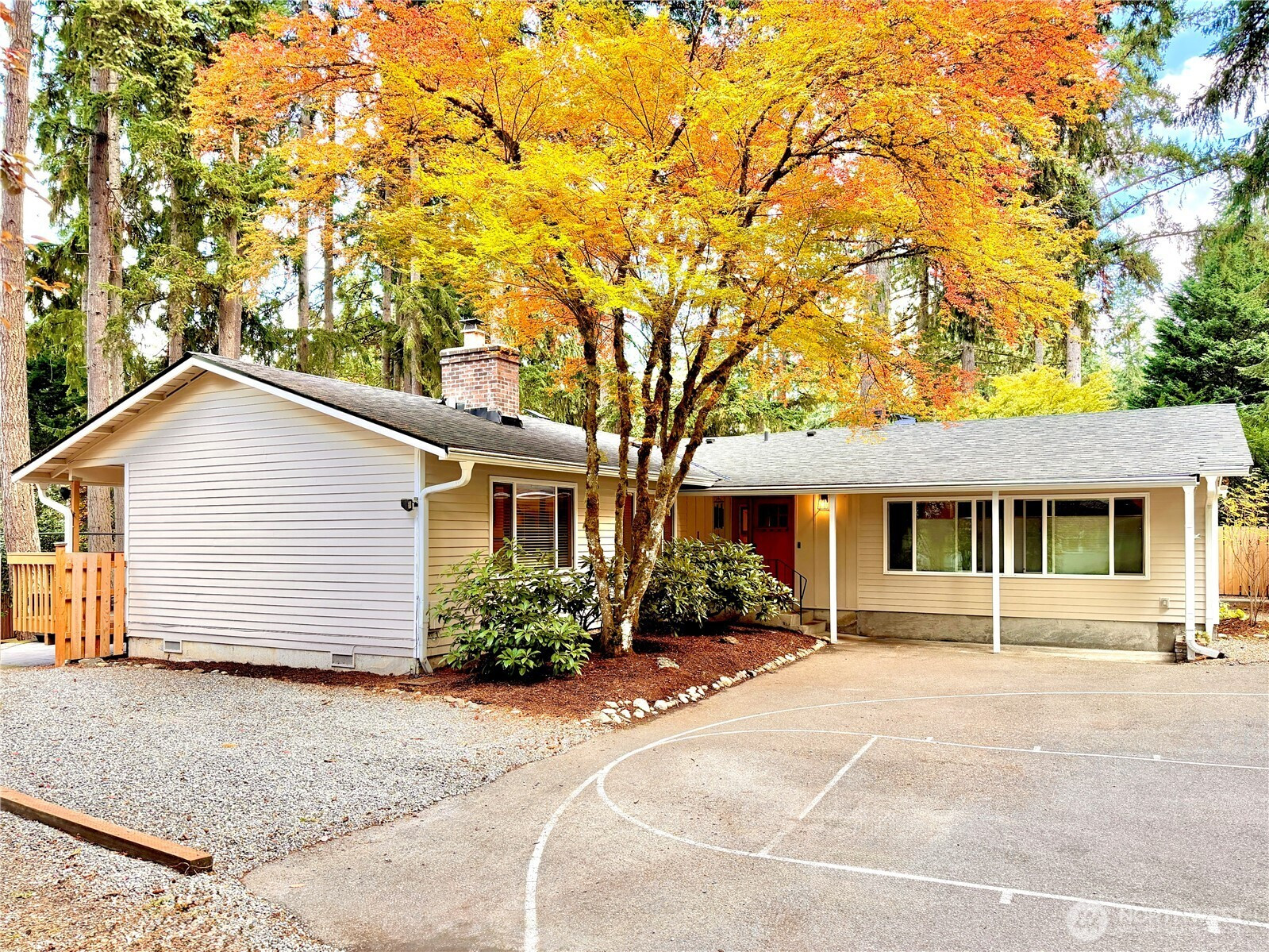 15934 SE 41st Place, Bellevue, WA 98006