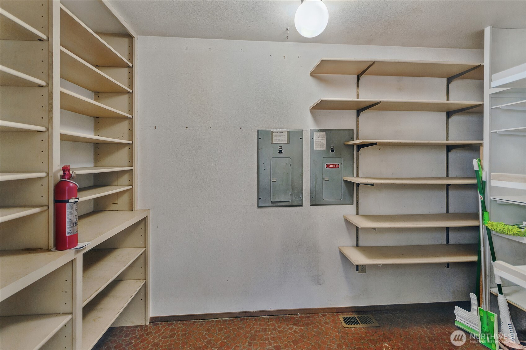 4221 72nd Street E, Tacoma, WA 98443