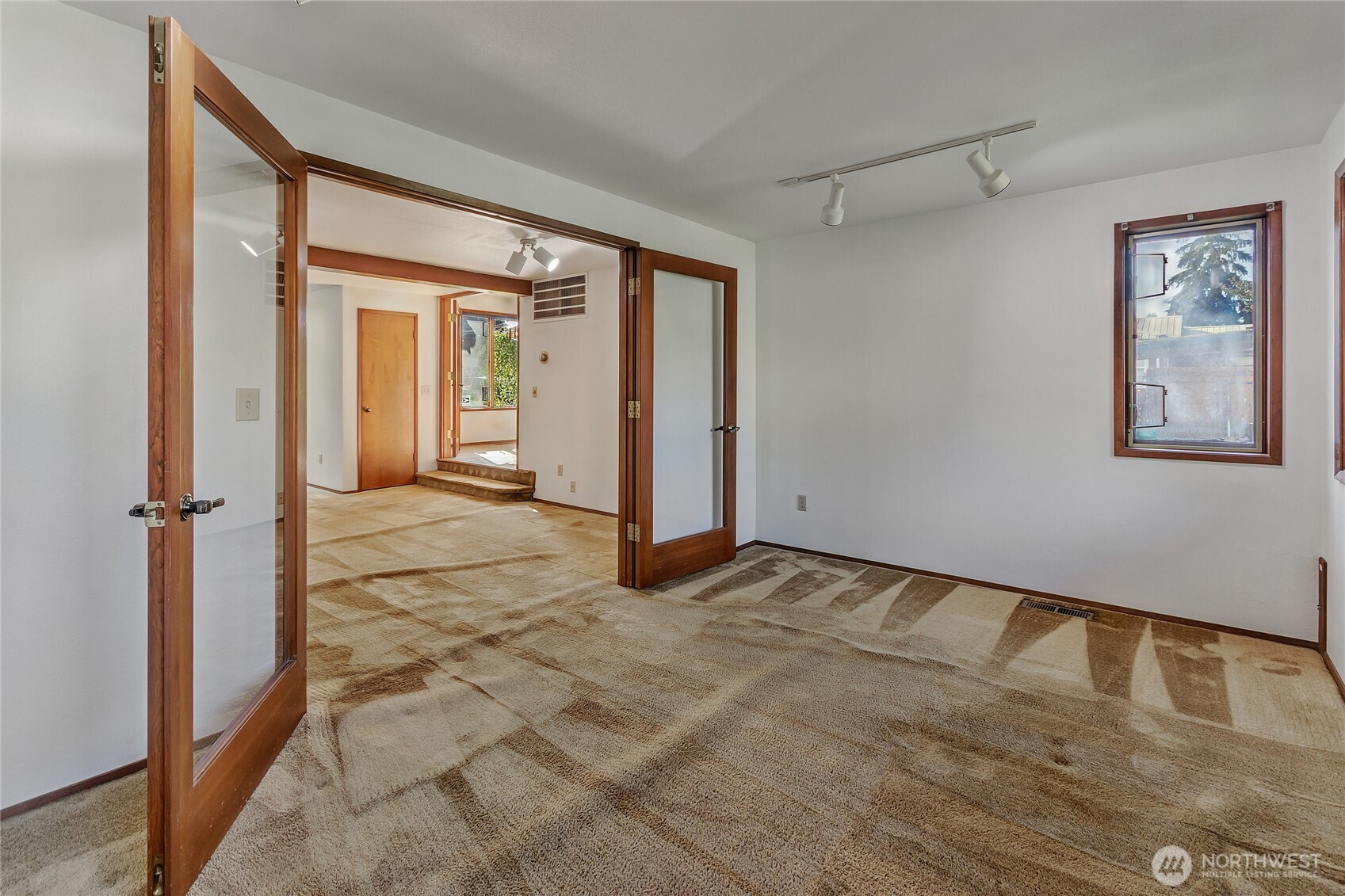 4221 72nd Street E, Tacoma, WA 98443