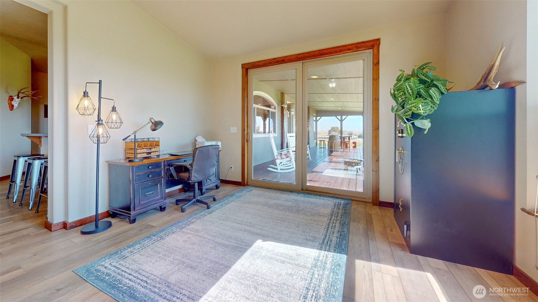 1461 Sheffield Road, Mesa, WA 99343