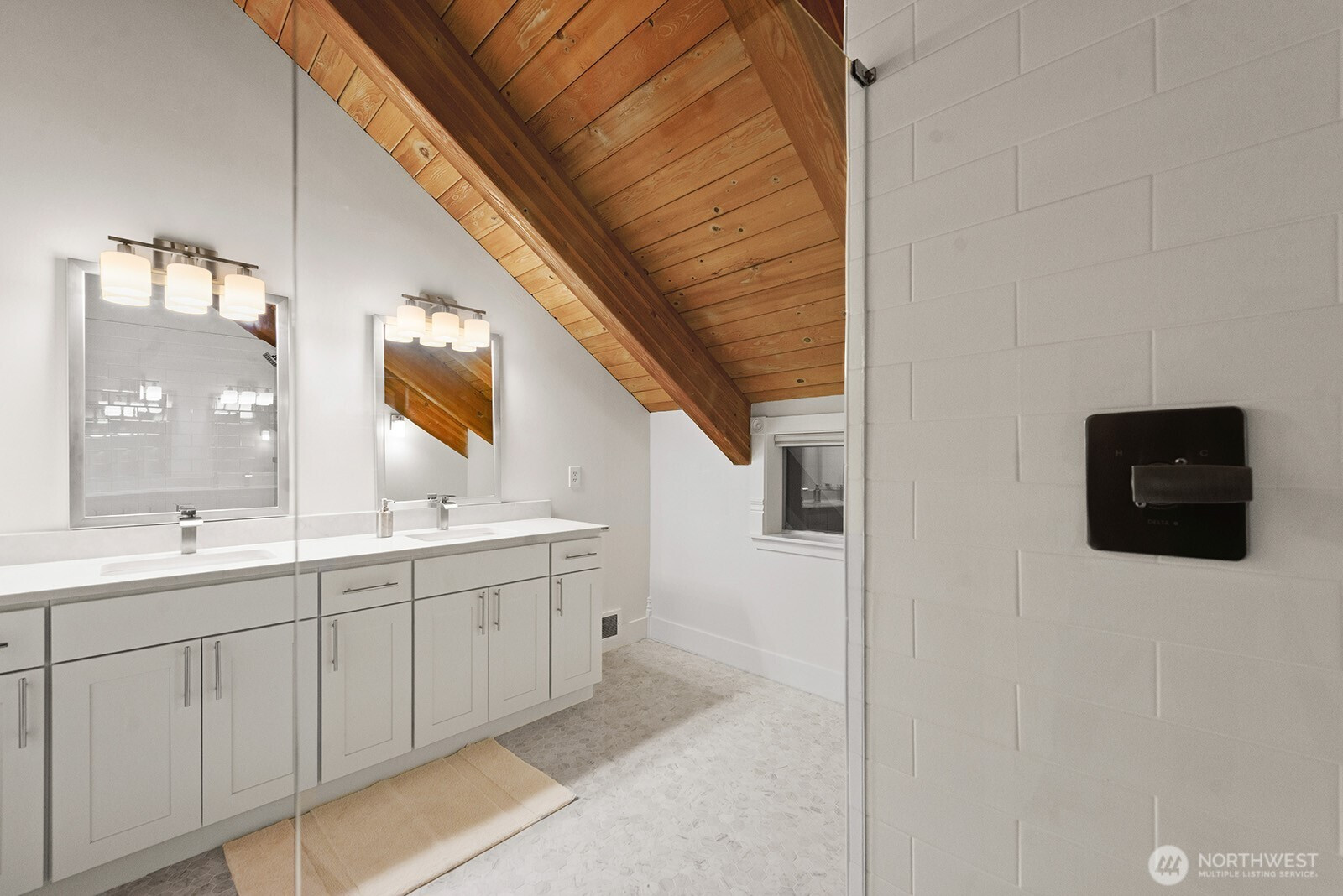 11 Alpental Street, Snoqualmie Pass, WA 98068