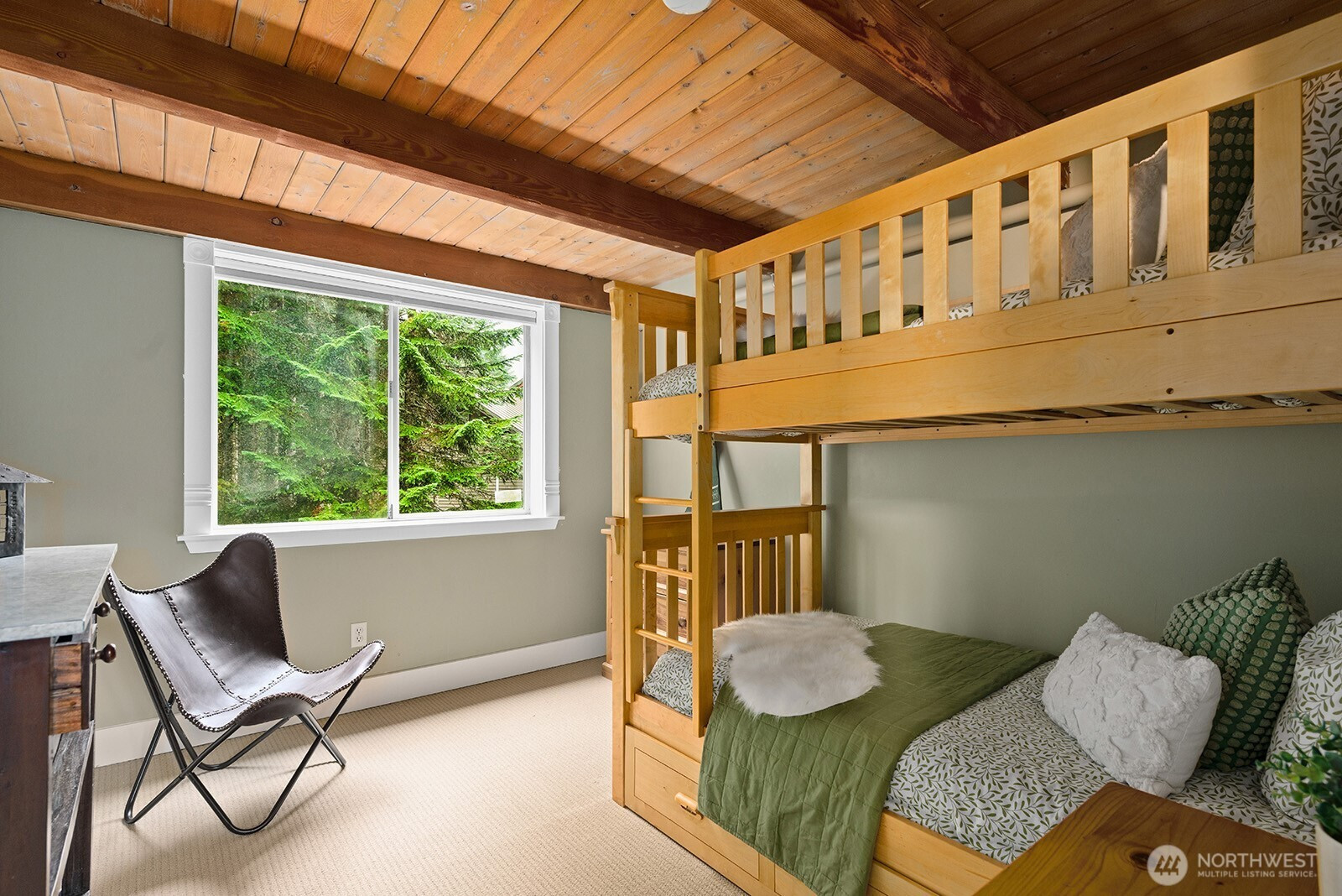 11 Alpental Street, Snoqualmie Pass, WA 98068