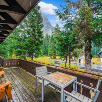 11 Alpental Street, Snoqualmie Pass, WA 98068