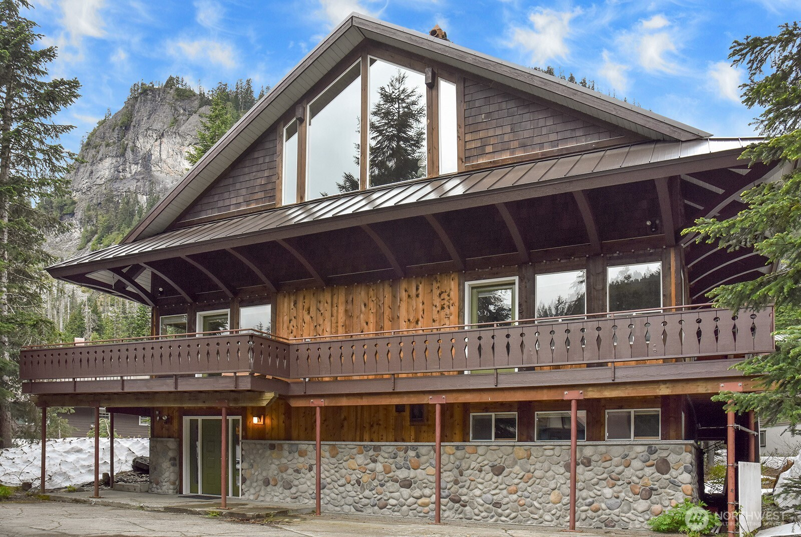 11 Alpental Street, Snoqualmie Pass, WA 98068