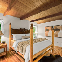 11 Alpental Street, Snoqualmie Pass, WA 98068