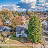 150 24th Avenue, Seattle, WA 98122