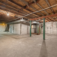 150 24th Avenue, Seattle, WA 98122