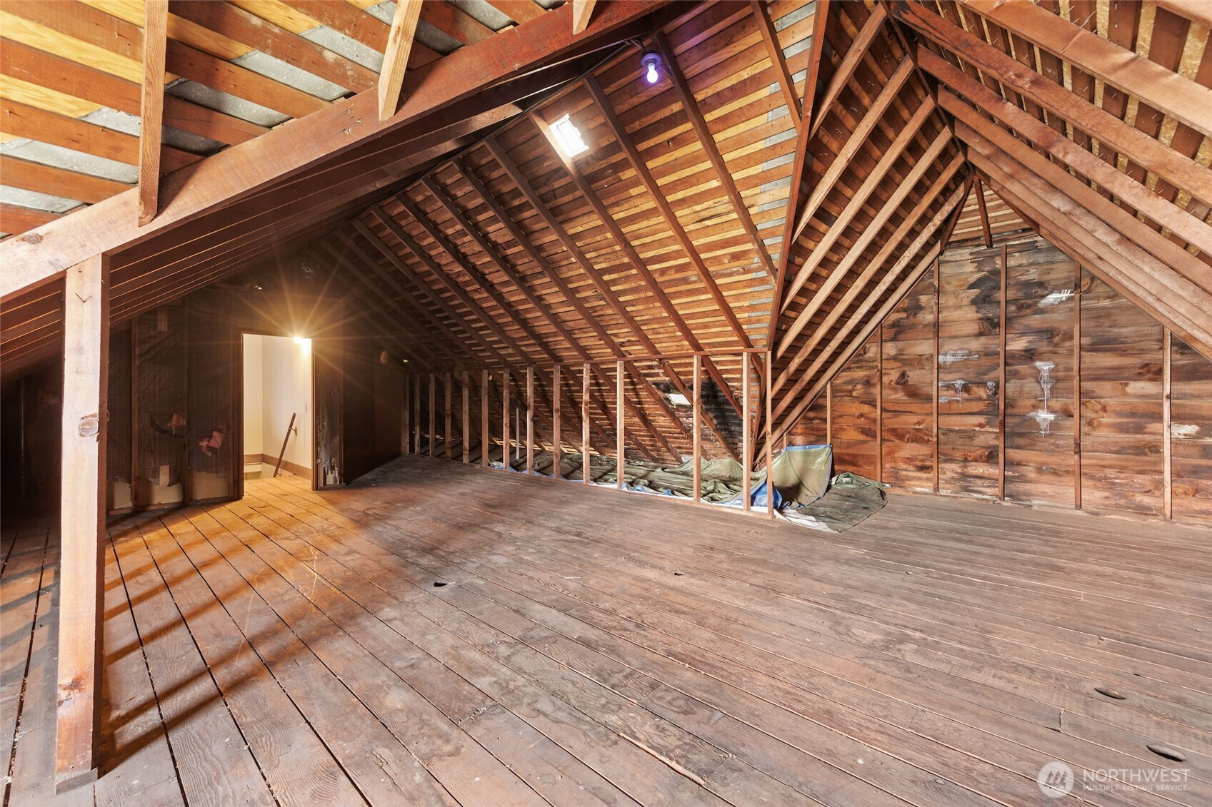 150 24th Avenue, Seattle, WA 98122