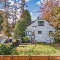 150 24th Avenue, Seattle, WA 98122