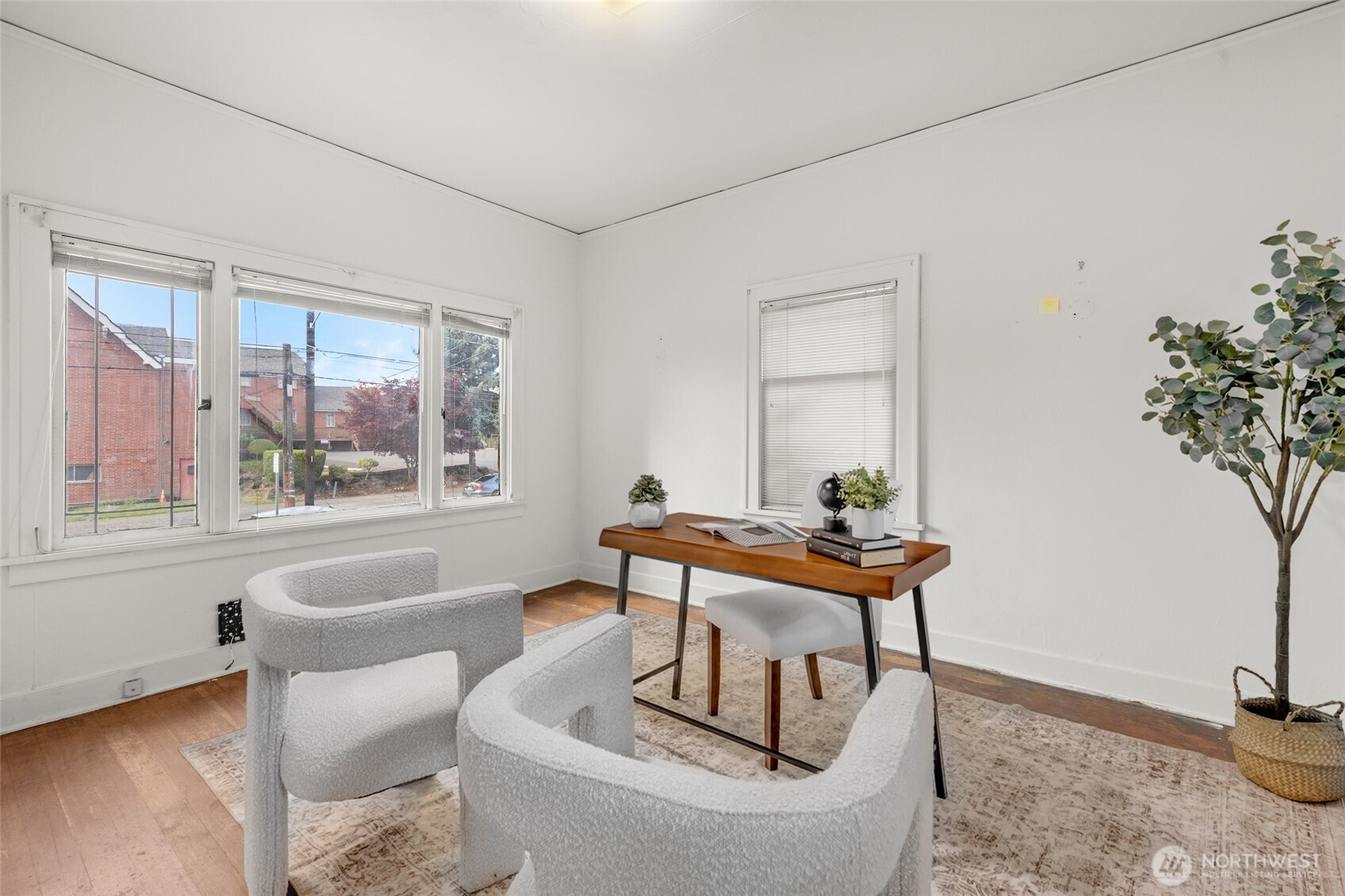 150 24th Avenue, Seattle, WA 98122