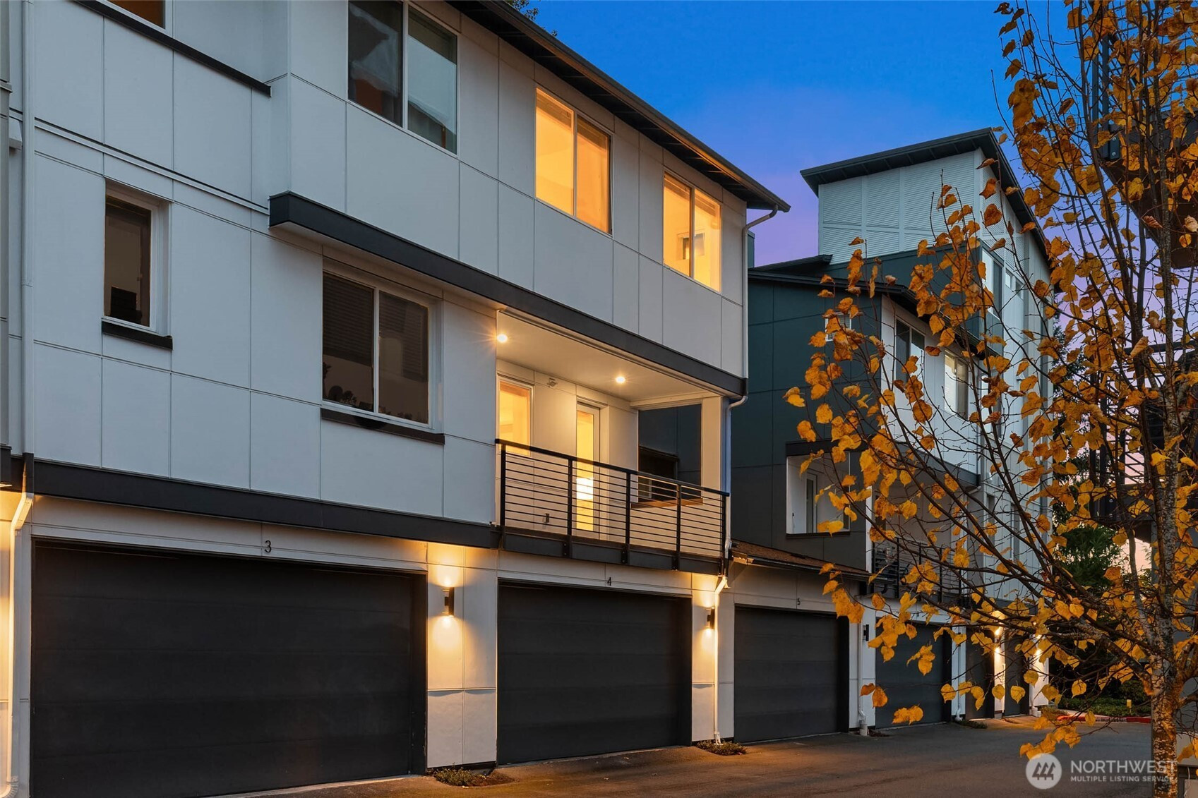 23111 NE 8th Street, Sammamish, WA 98074