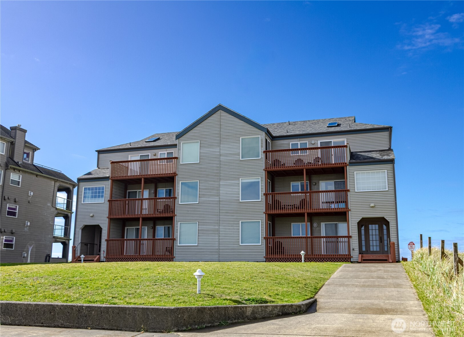 1399 Ocean Shores Boulevard SW, Ocean Shores, WA 98569