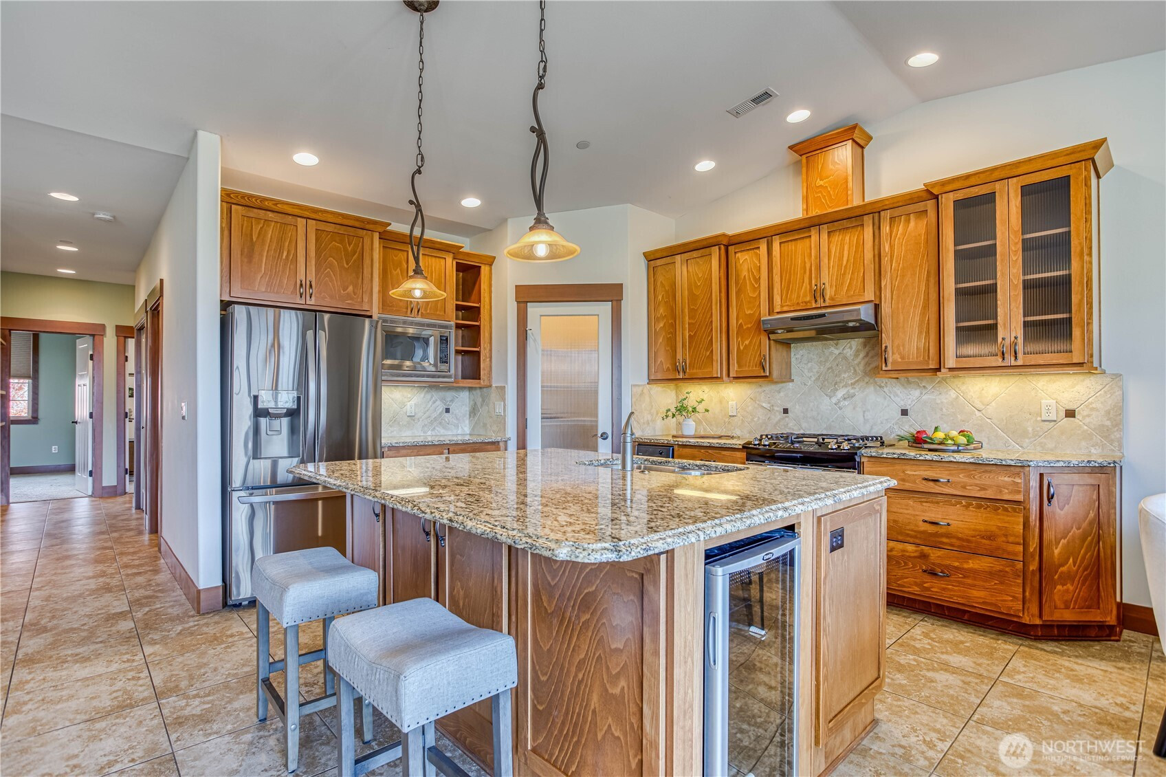 1051 N Baker, East Wenatchee, WA 98802