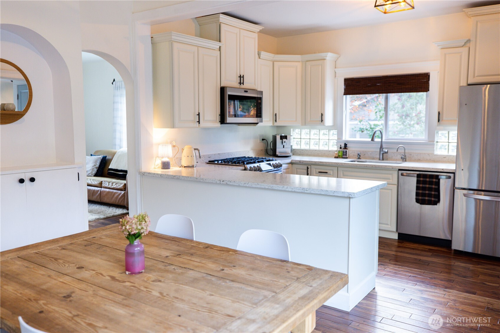 450 NE Alder Street, Issaquah, WA 98027