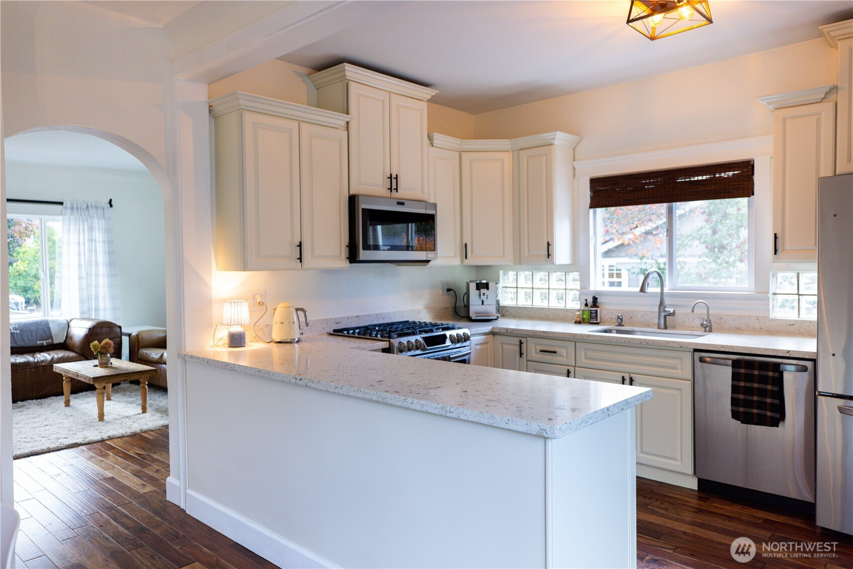 450 NE Alder Street, Issaquah, WA 98027