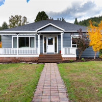 450 NE Alder Street, Issaquah, WA 98027