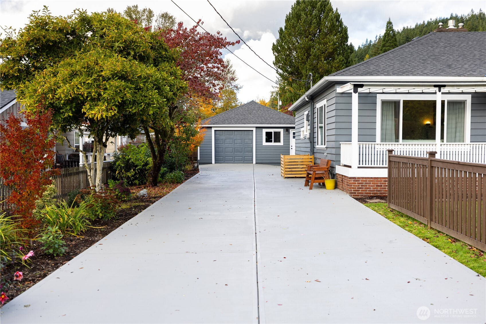 450 NE Alder Street, Issaquah, WA 98027